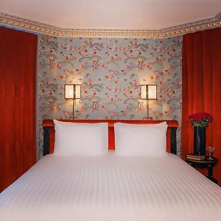 Maison Proust, & La Hotel Parigi
