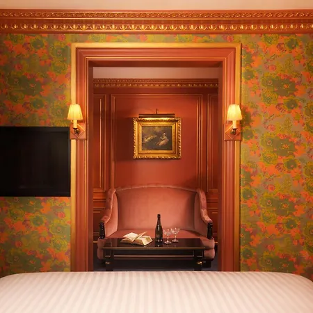 Maison Proust, & La Hotel 5*