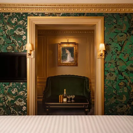 Maison Proust, & La 5* Parigi
