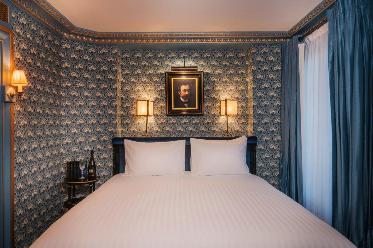 Maison Proust, & La Parigi