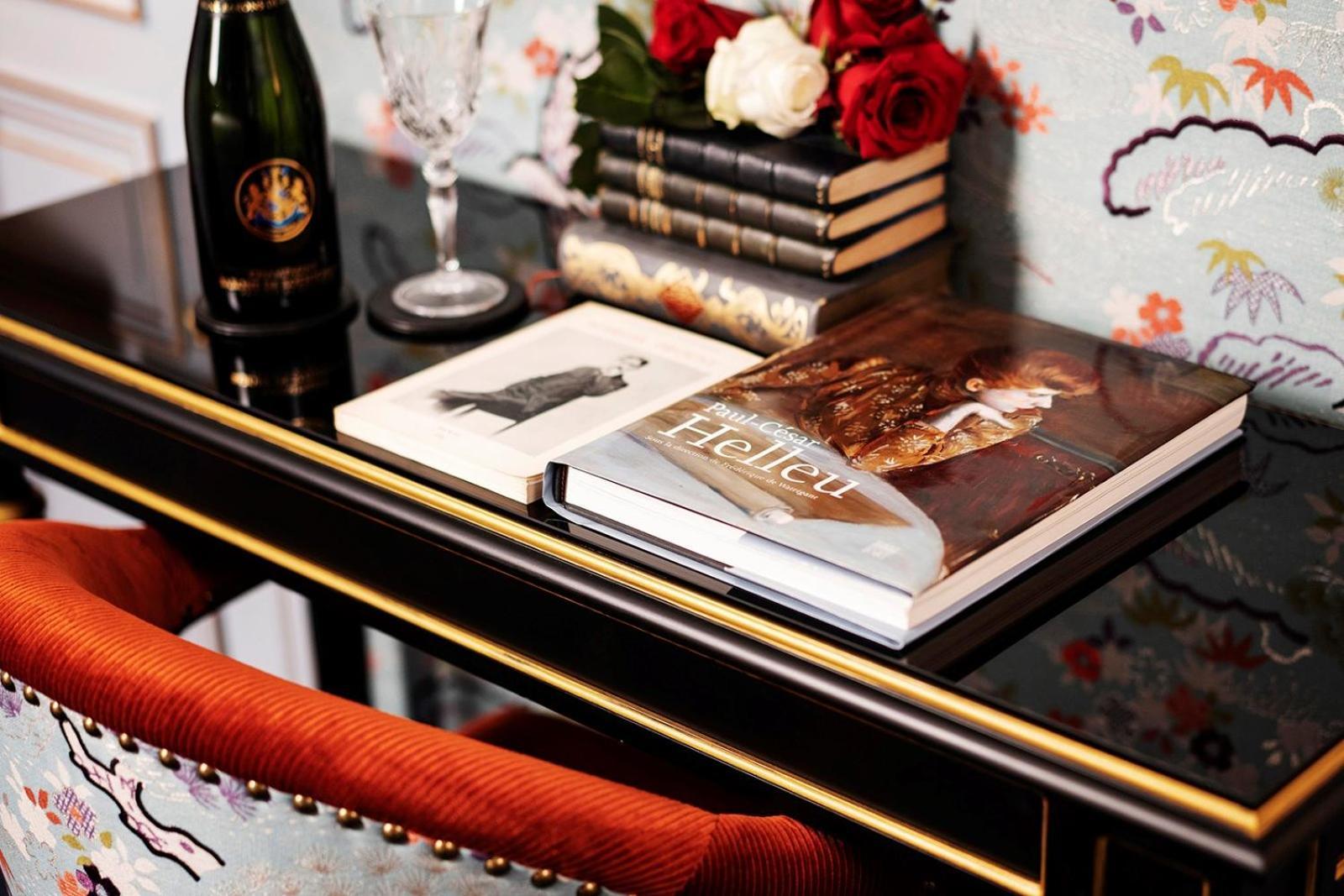 Maison Proust, & La 5* Paris