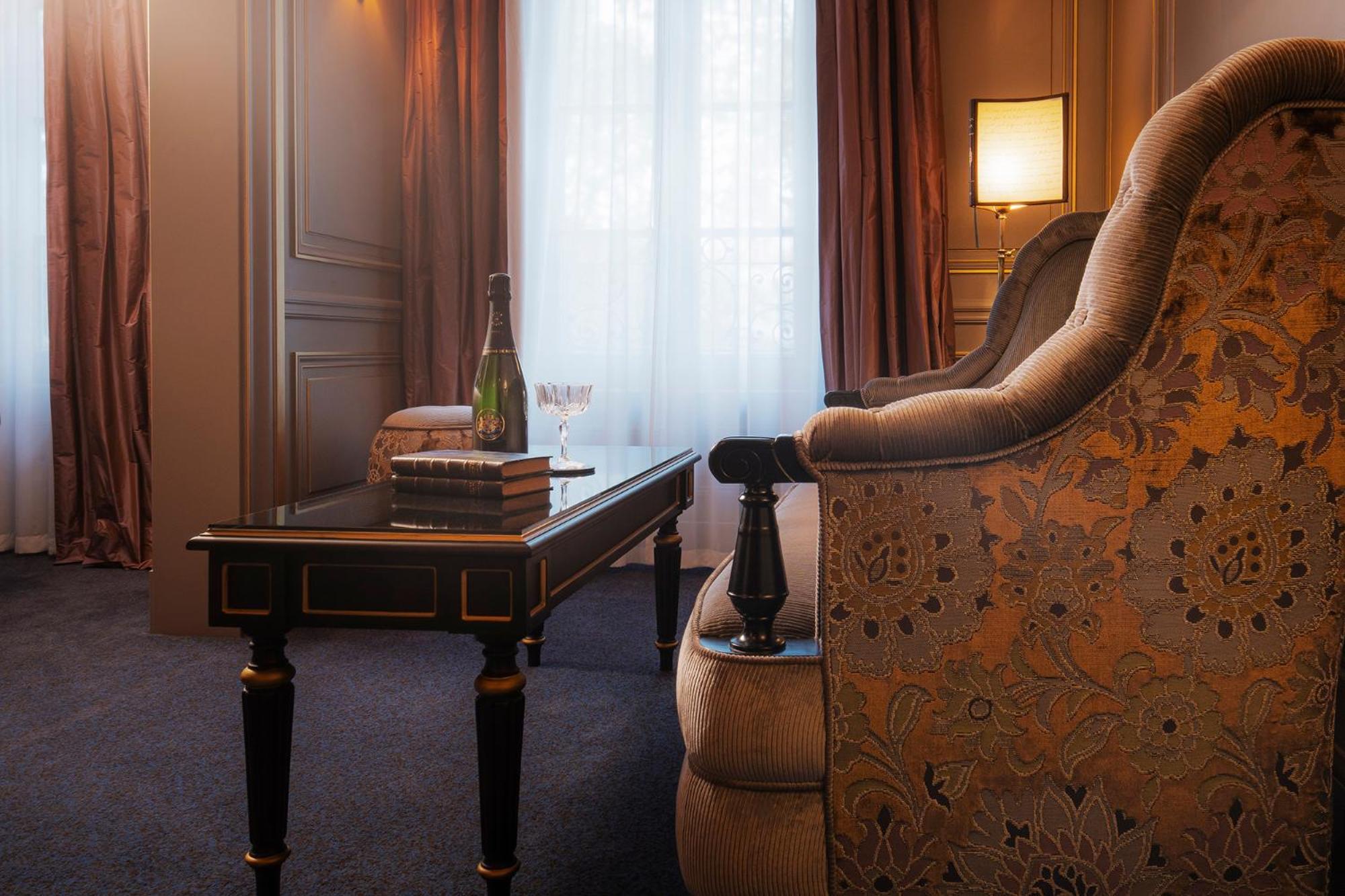 Hotel Maison Proust, & La Paris