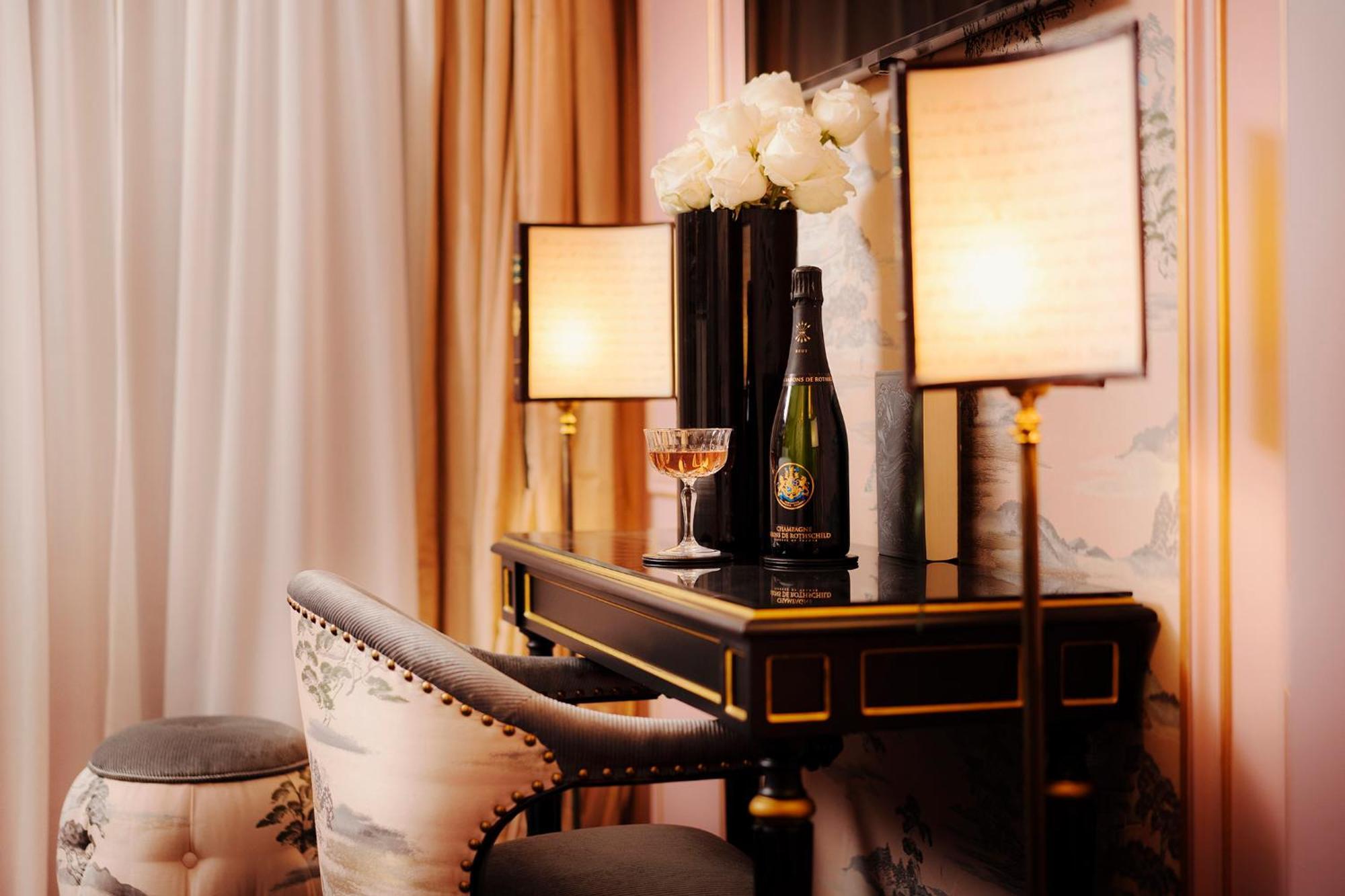 Hotel Maison Proust, & La Paris